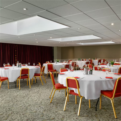 Ramada by Wyndham Cheltenham